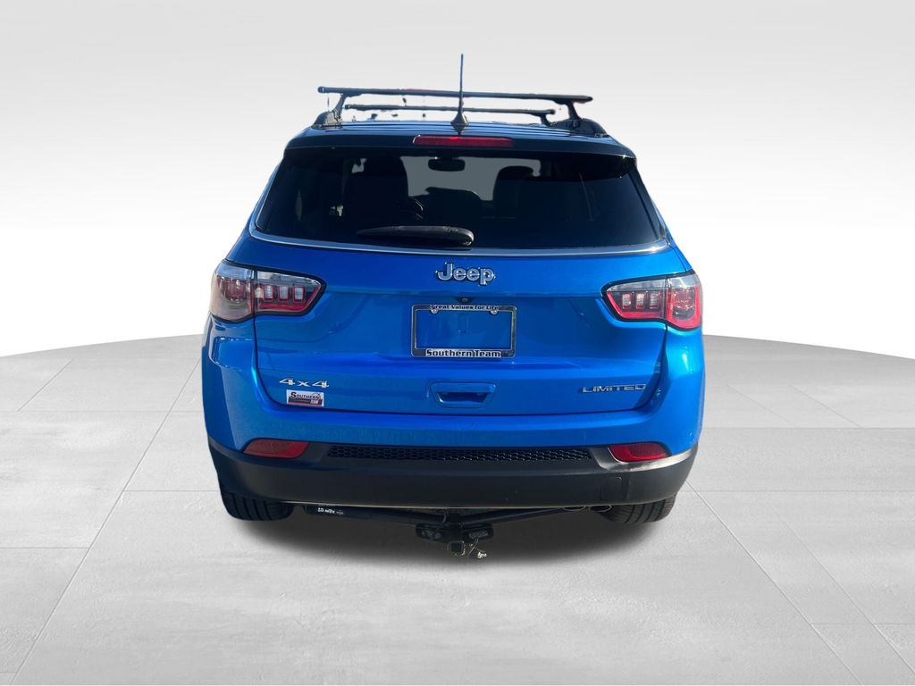 2017 Jeep Compass Limited photo 4