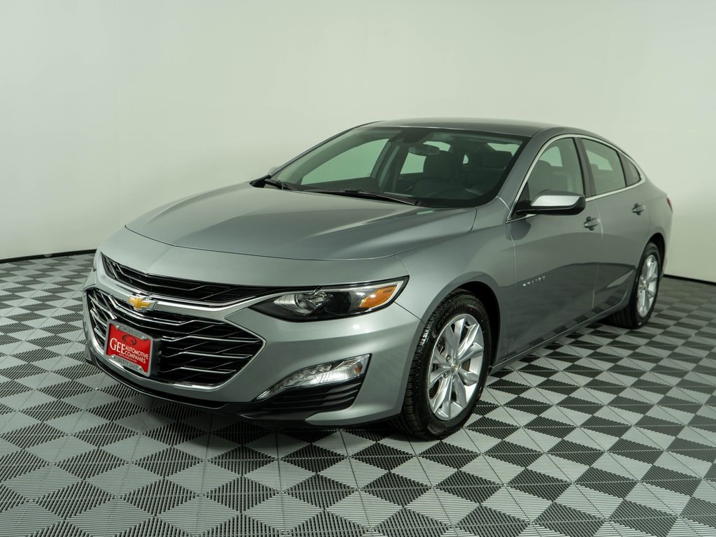 2023 Chevrolet Malibu 1LT photo 3
