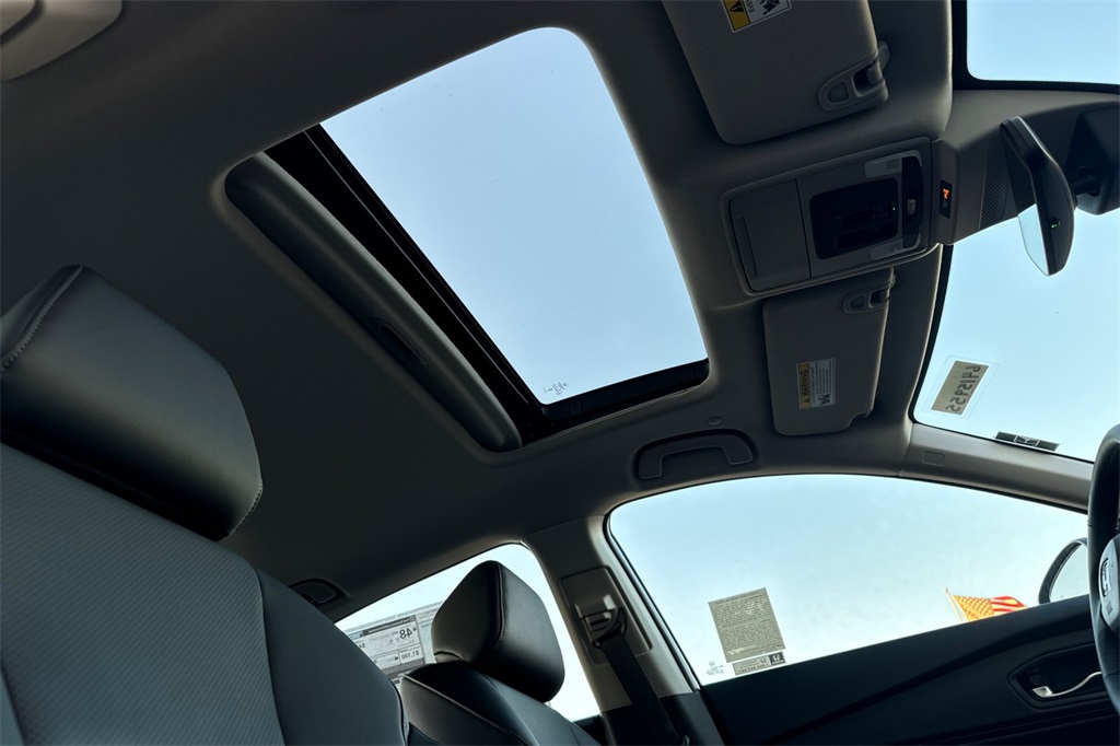 2025 Honda Accord Hybrid EX-L photo 17