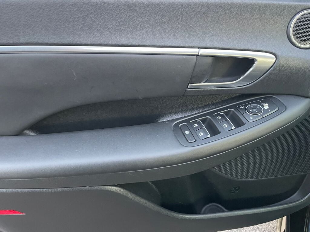 2022 Hyundai Sonata SEL photo 10