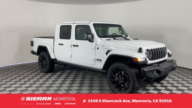 2025 Jeep Gladiator Nighthawk