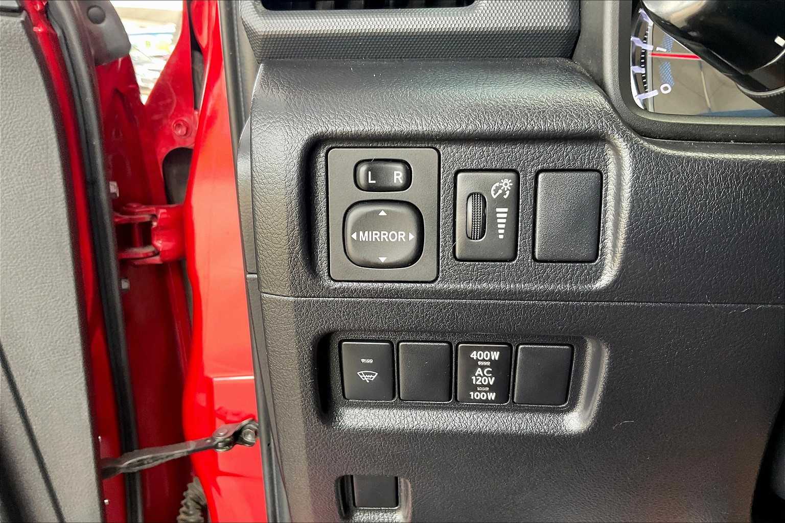 2019 Toyota 4Runner SR5 Premium photo 31