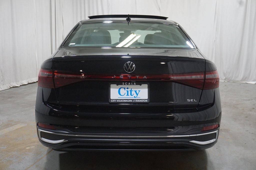 2025 Volkswagen Jetta 1.5T SEL photo 4