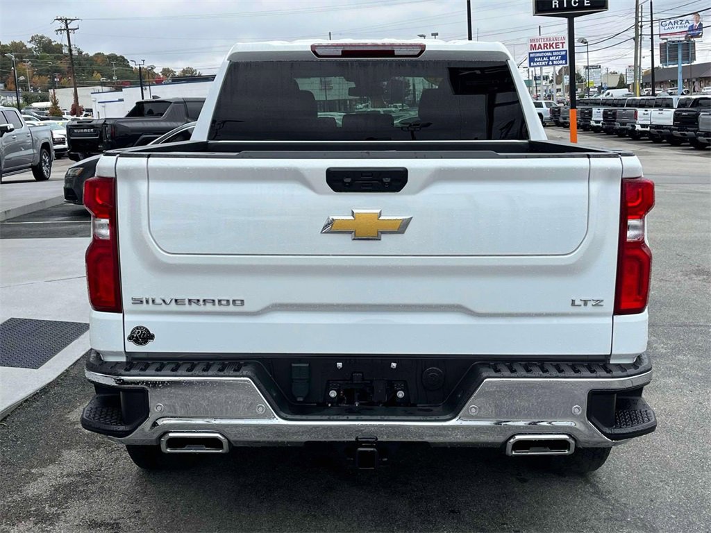 2024 Chevrolet Silverado 1500 LTZ photo 4