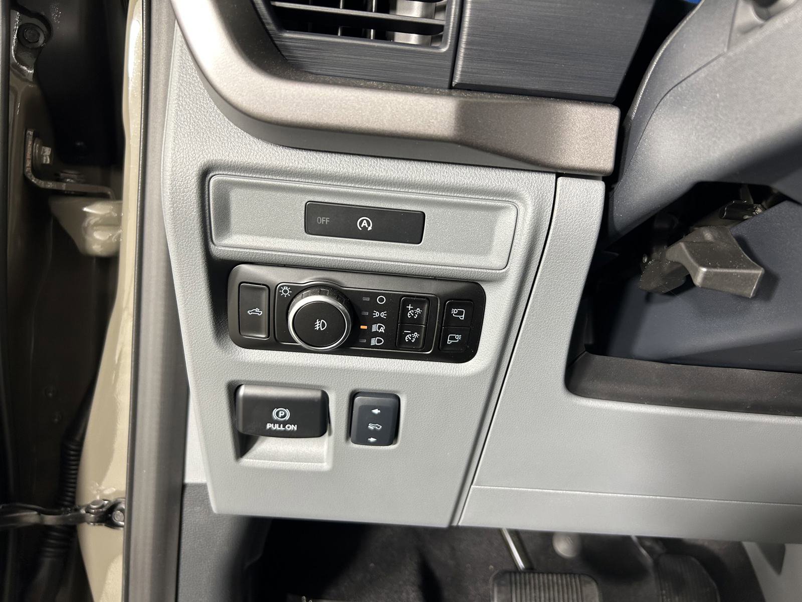 2025 Ford F-150 XLT photo 28