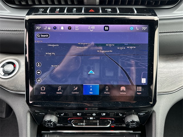2025 Jeep Grand Cherokee Overland photo 28