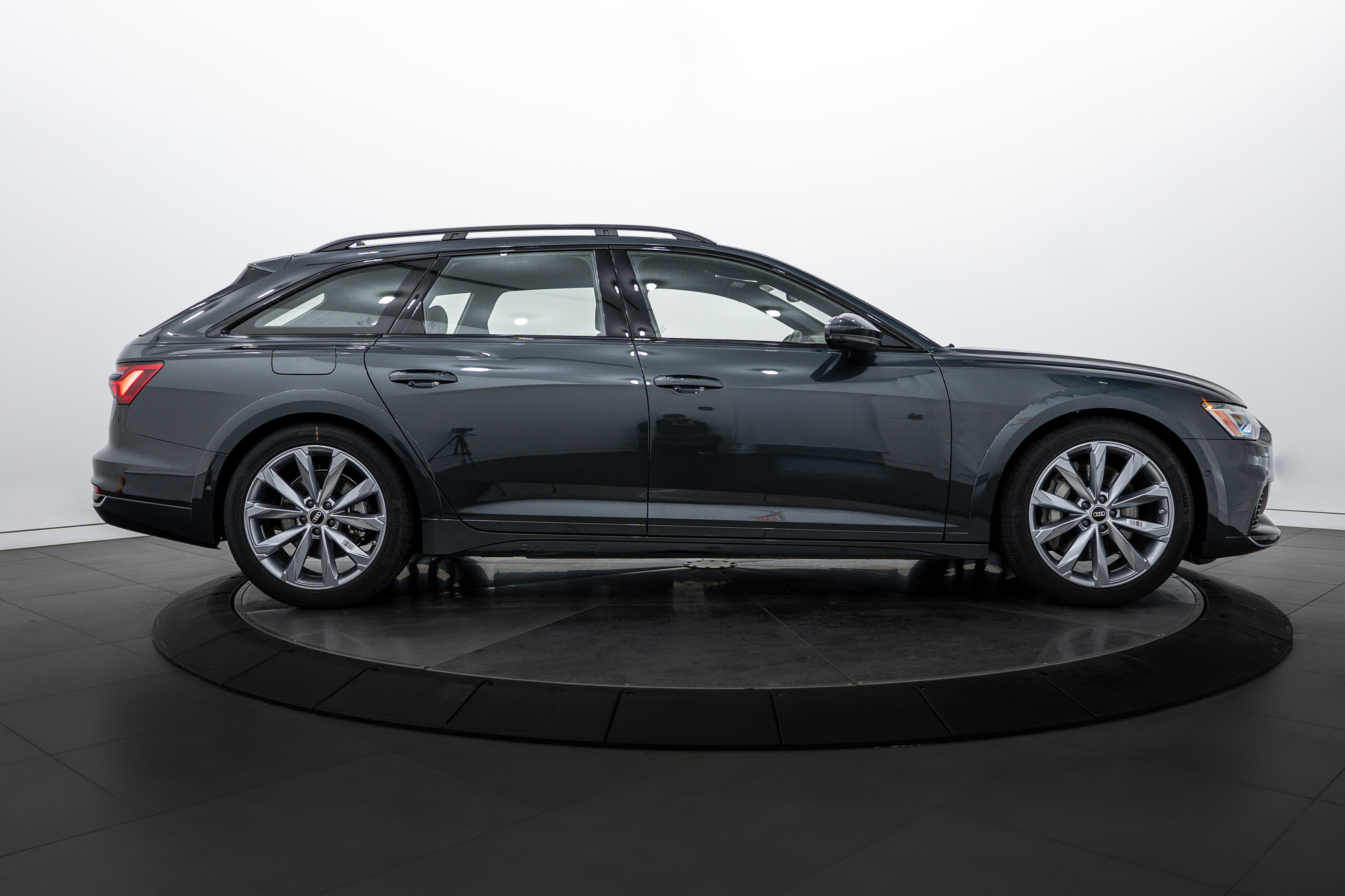 2026 Audi A6 Allroad Quattro Premium Plus photo 3