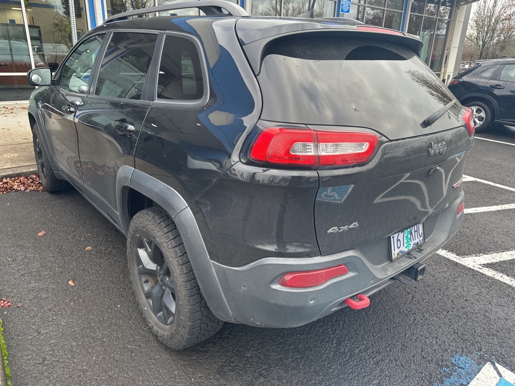 2017 Jeep Cherokee Trailhawk photo 2