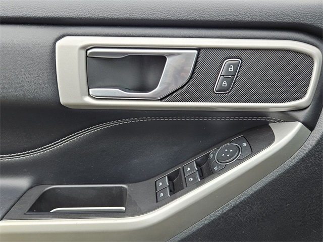 2022 Ford Explorer XLT photo 29