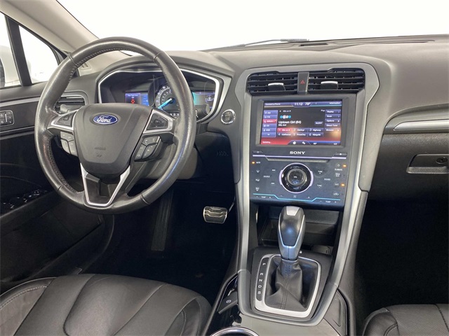 2014 Ford Fusion Titanium photo 11