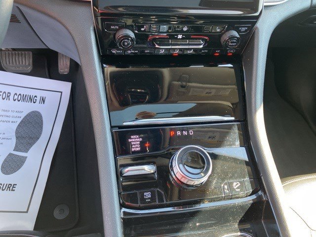 2023 Jeep Cherokee 4xe photo 17