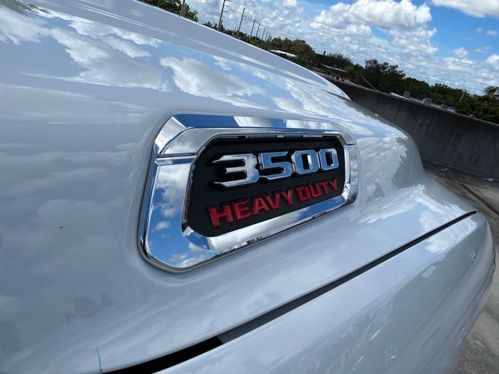 2026 Ram 3500 Tradesman photo 22