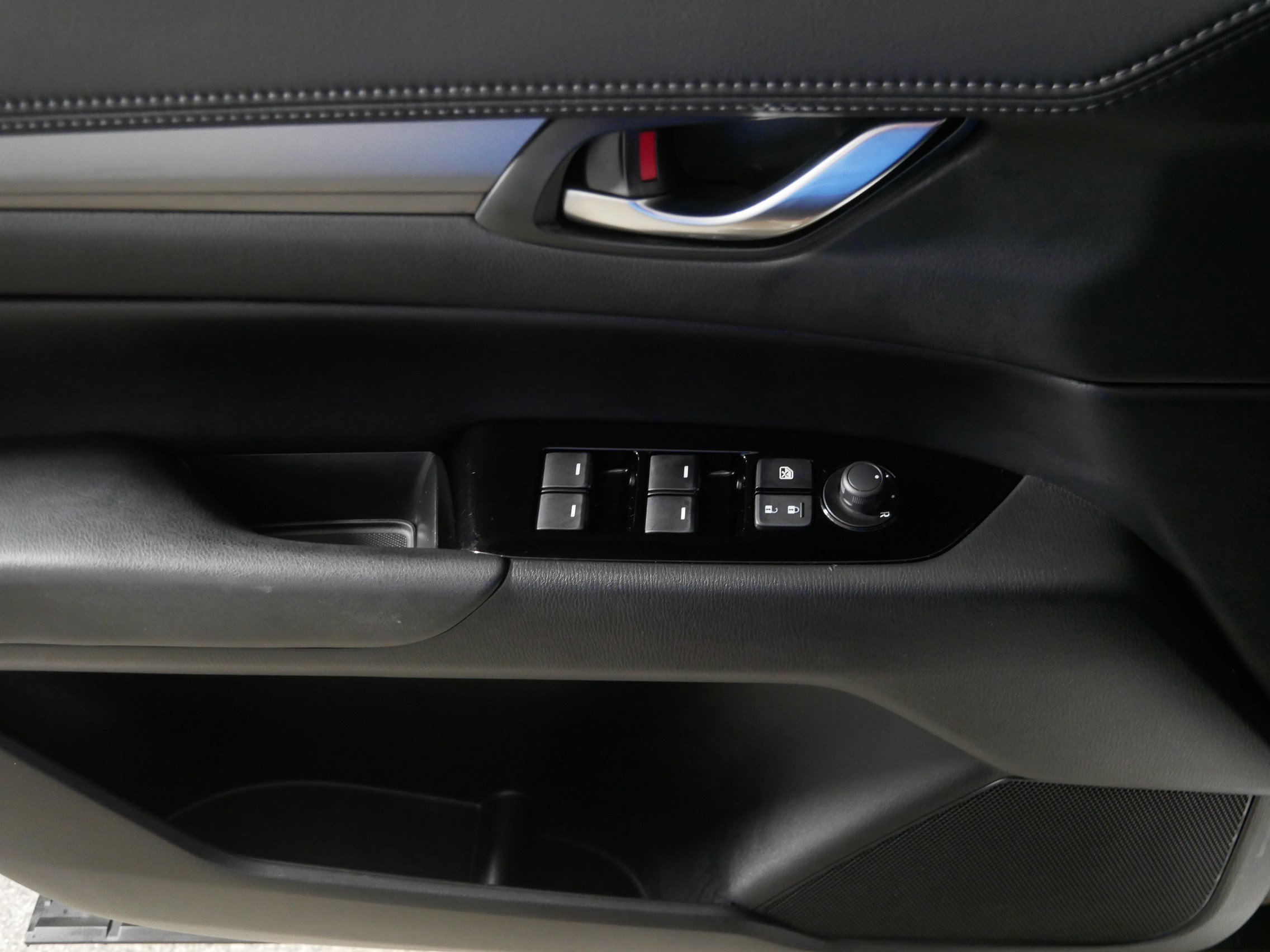 2023 Mazda CX-5 2.5 Select photo 17