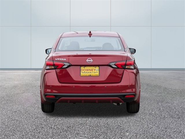 2025 Nissan Versa SV photo 4