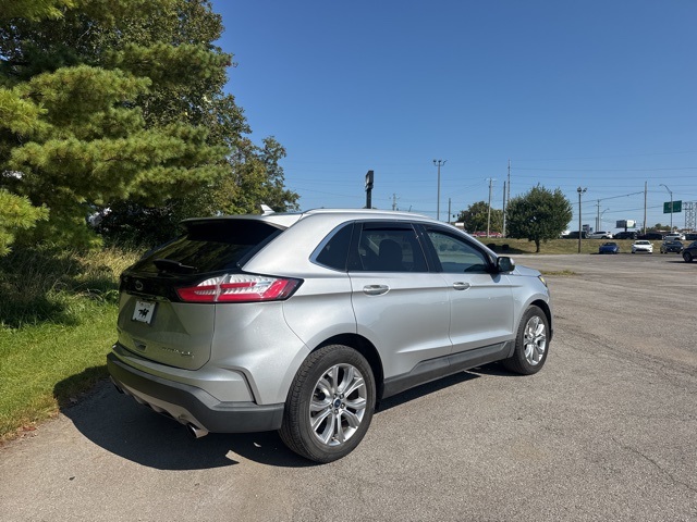 2019 Ford Edge Titanium photo 27
