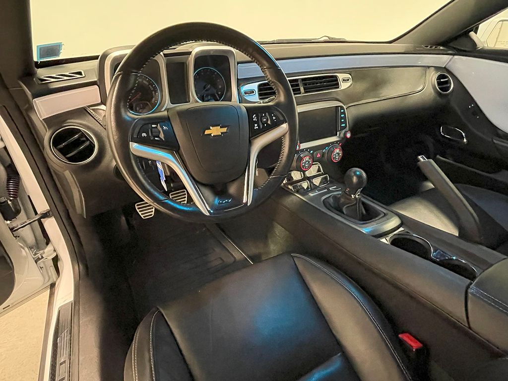 2012 Chevrolet Camaro SS photo 55