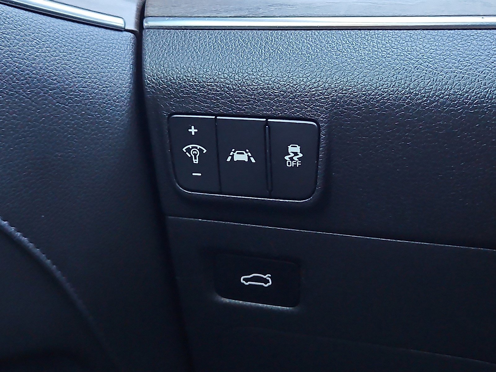 2021 Kia K5 EX photo 24