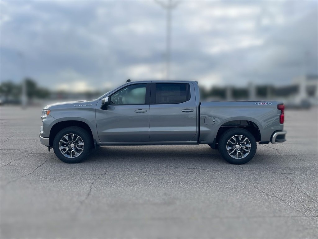 2026 Chevrolet Silverado 1500 LT photo 4