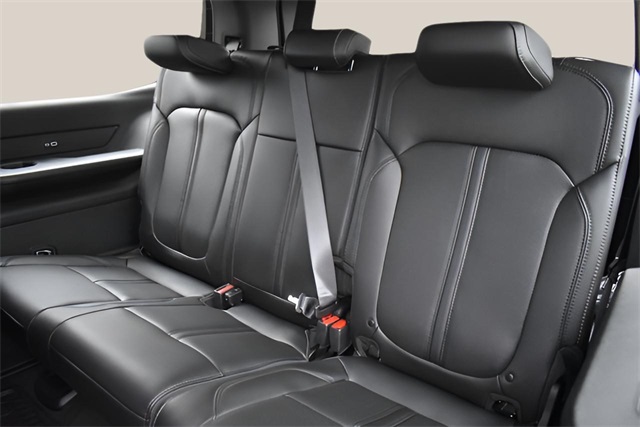 2025 Jeep Wagoneer Base photo 16