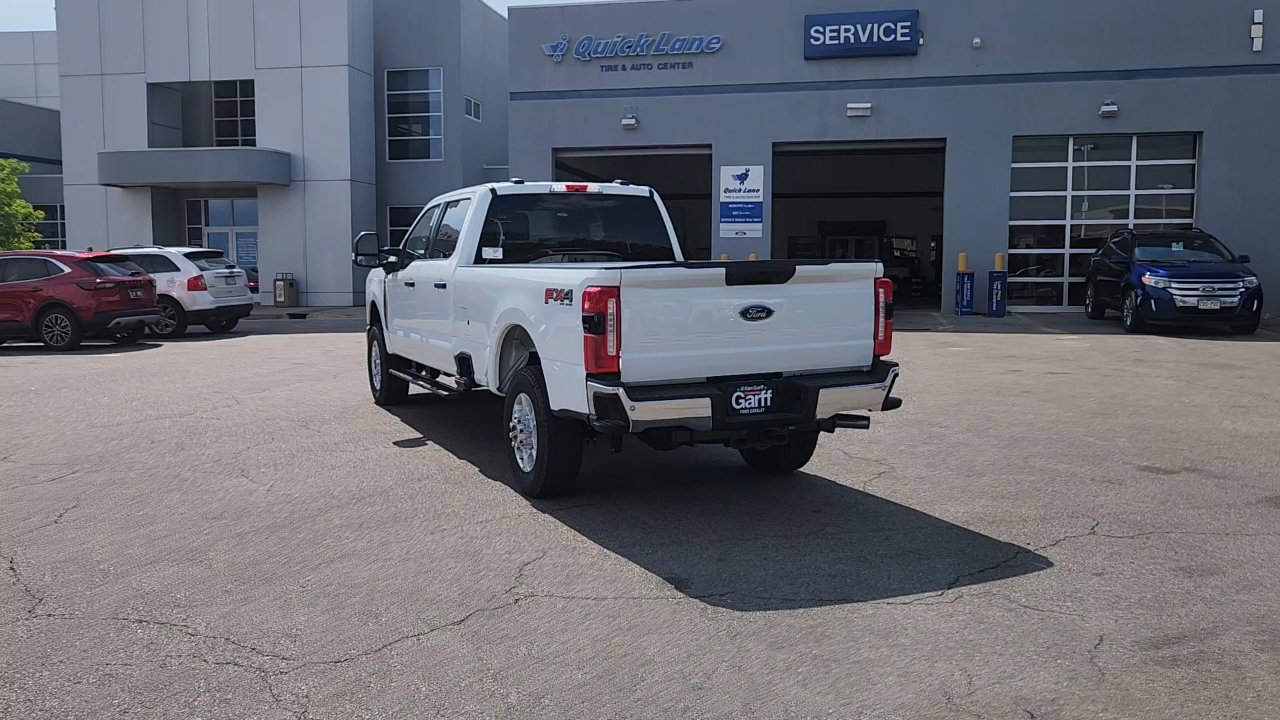 2025 Ford F-250 XLT photo 3