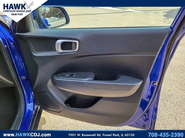 2025 HYUNDAI VENUE - Image 30