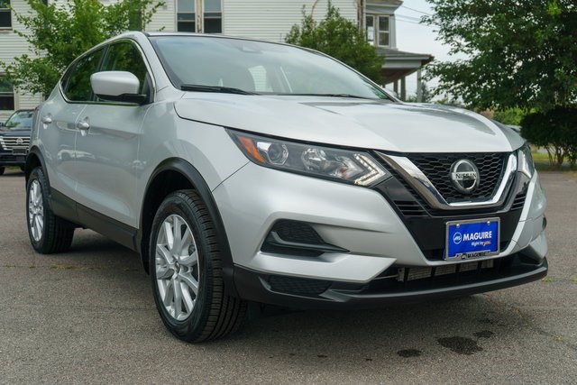 2022 Nissan Rogue Sport S photo 4