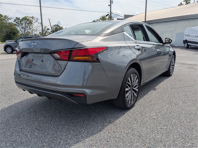 2025 Nissan Altima 2.5 SV photo 4