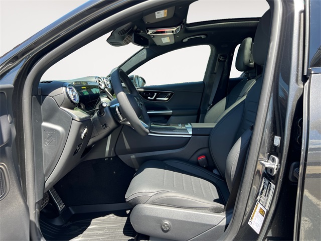 2025 Mercedes Benz GLC 300 4MATIC photo 9