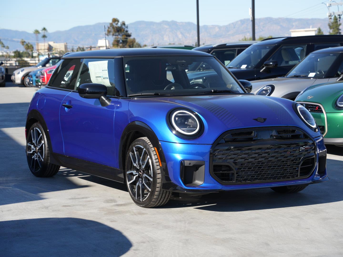 2026 MINI Hardtop 2 Door S's photo