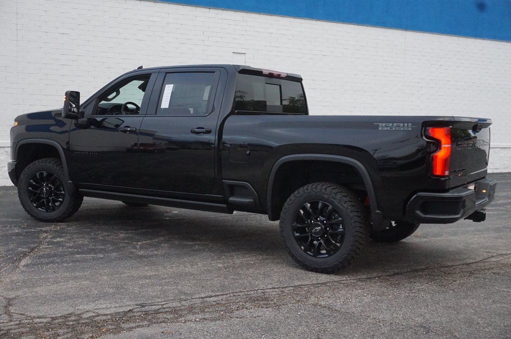 2026 Chevrolet Silverado 2500HD LTZ photo 8
