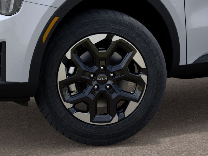2026 Kia Sorento S photo 2