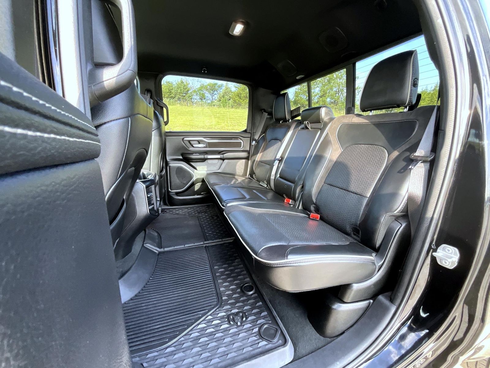 2023 Ram 1500 Laramie photo 19