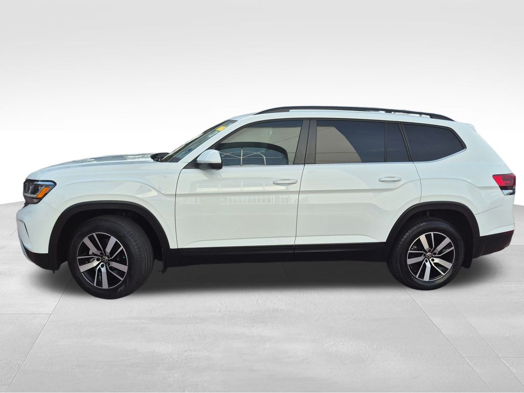 2021 Volkswagen Atlas SE photo 2