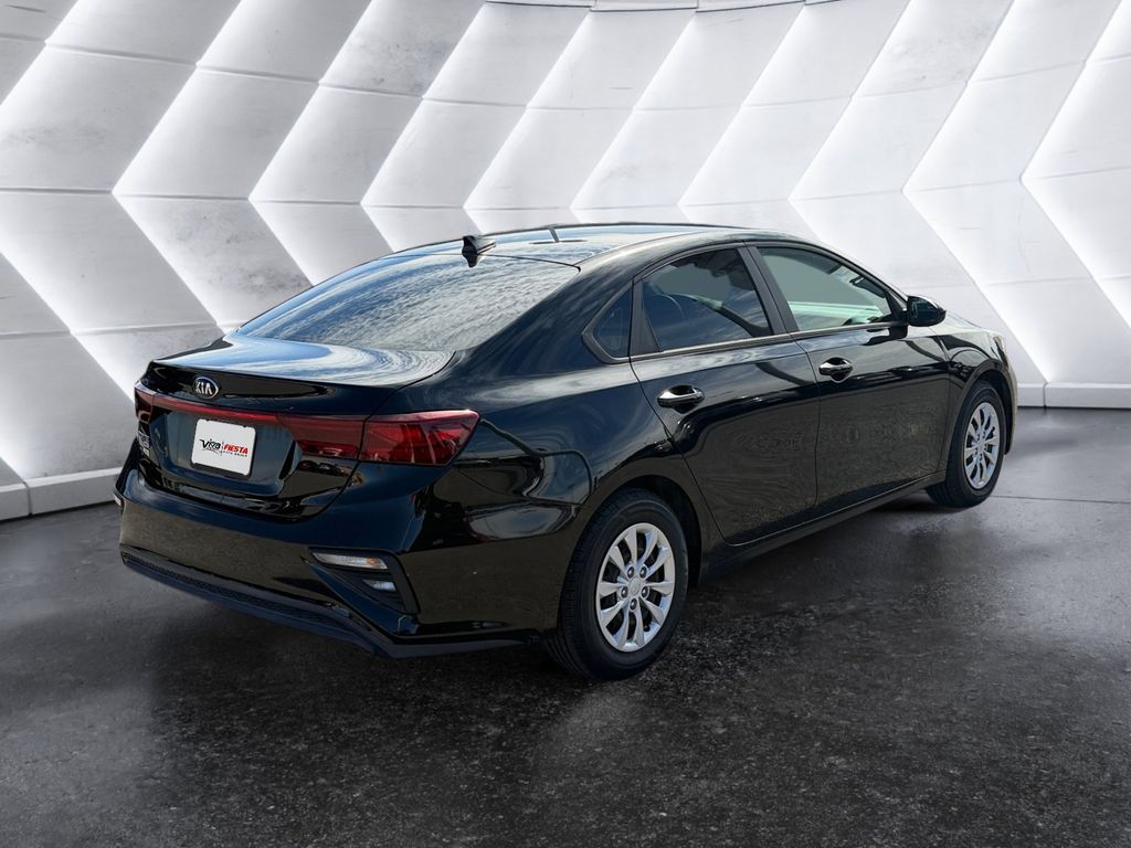 2020 Kia Forte FE photo 4
