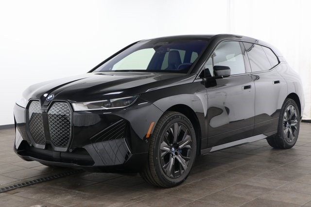 2025 BMW iX xDrive50