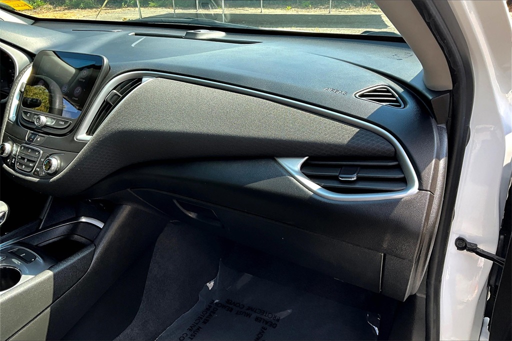 2023 Chevrolet Malibu 1LT photo 24