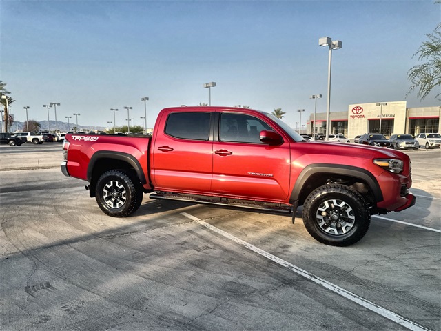 2023 Toyota Tacoma TRD Off-Road photo 3