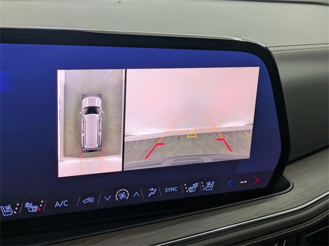 2025 Chevrolet Suburban Premier photo 31