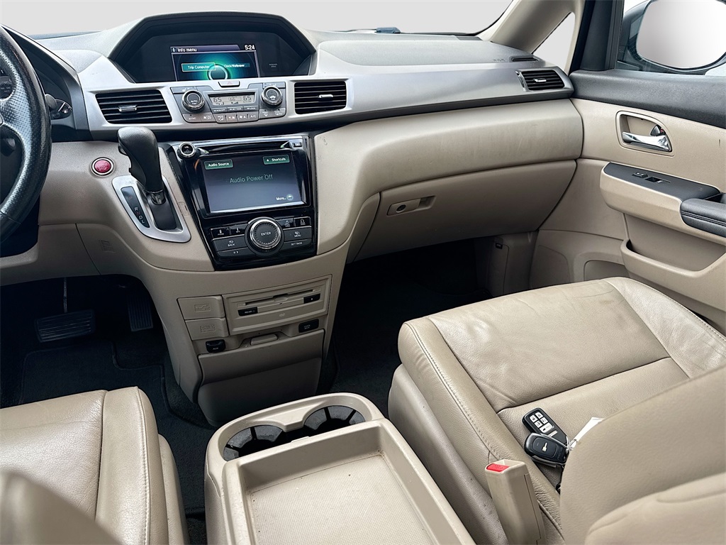 2016 Honda Odyssey EX-L photo 23