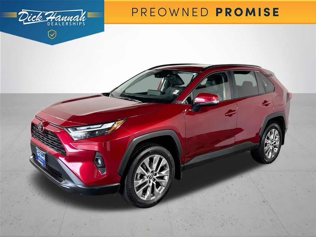 2023 Toyota RAV4 XLE Premium's photo