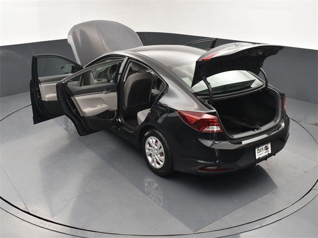 2019 Hyundai Elantra SE photo 27