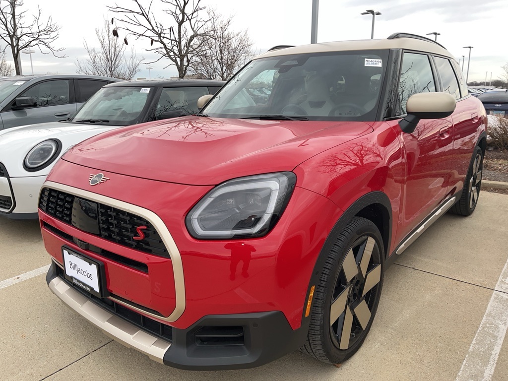 2025 MINI Countryman S's photo
