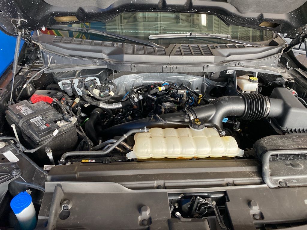 2024 Ford F-150 XLT photo 22