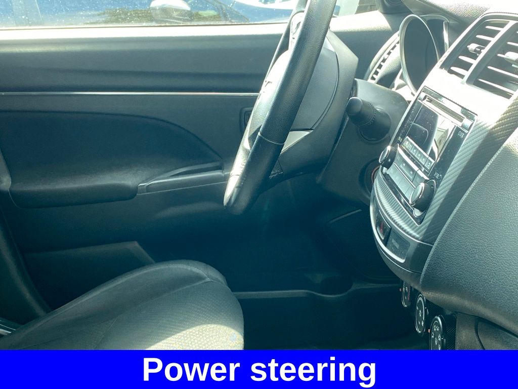 2015 Mitsubishi Outlander Sport ES photo 12