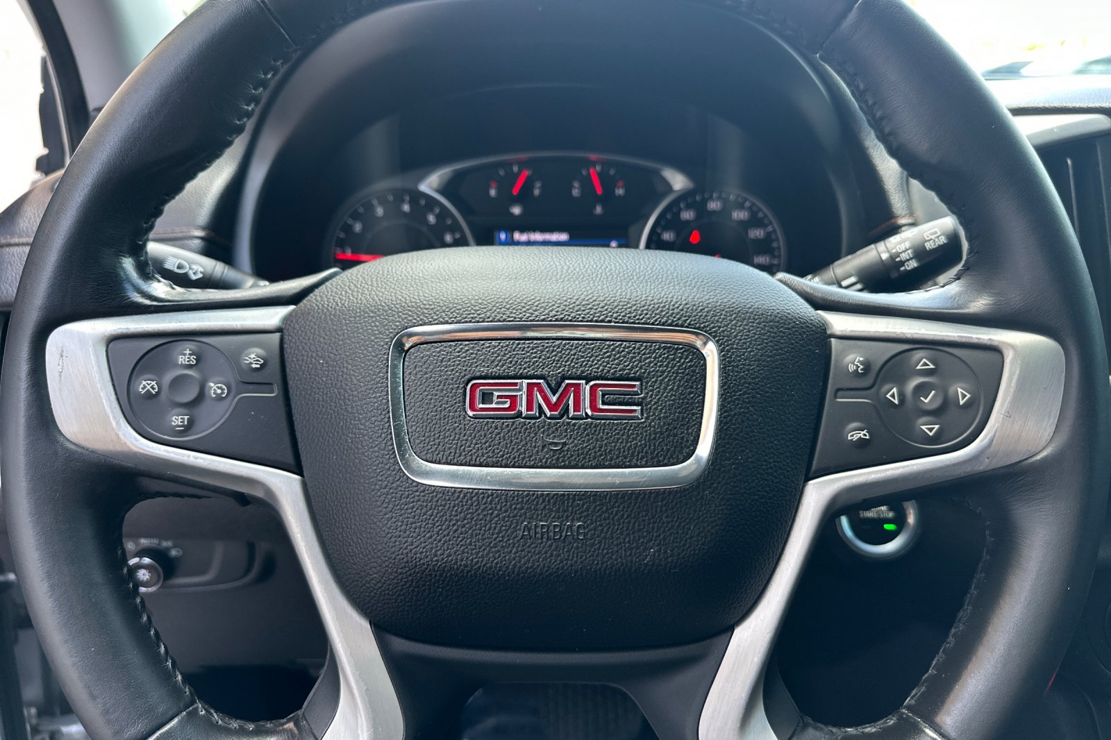 2020 Gmc Terrain SLE photo 25