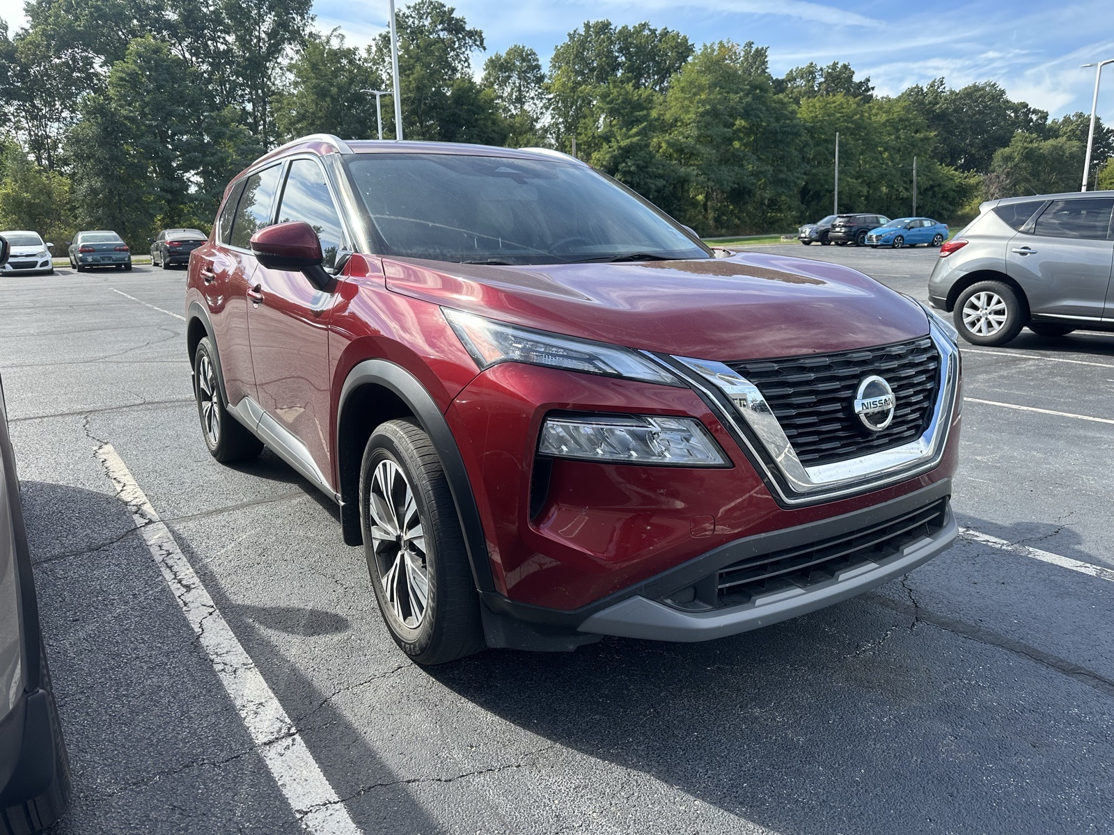 2021 Nissan Rogue SV photo 7