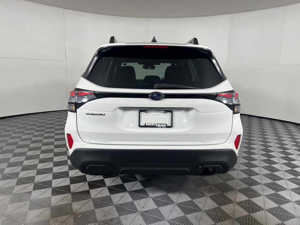 2025 Subaru Forester Premium Base photo 4