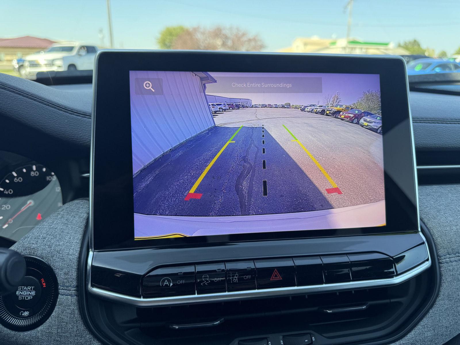 2023 Jeep Compass North Edition Latitude photo 19