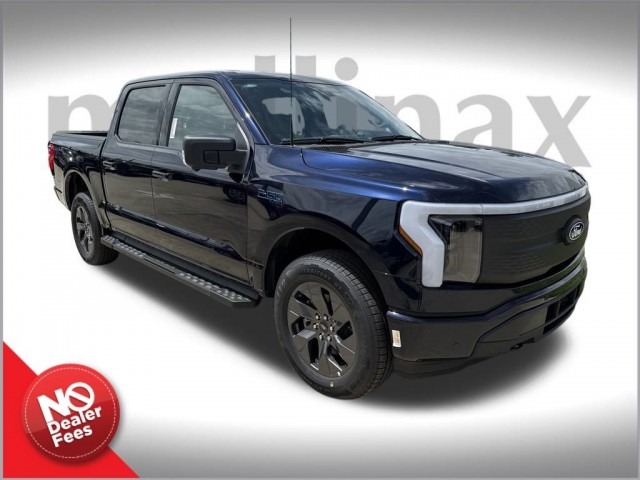 2025 Ford F-150 Lightning Flash's photo