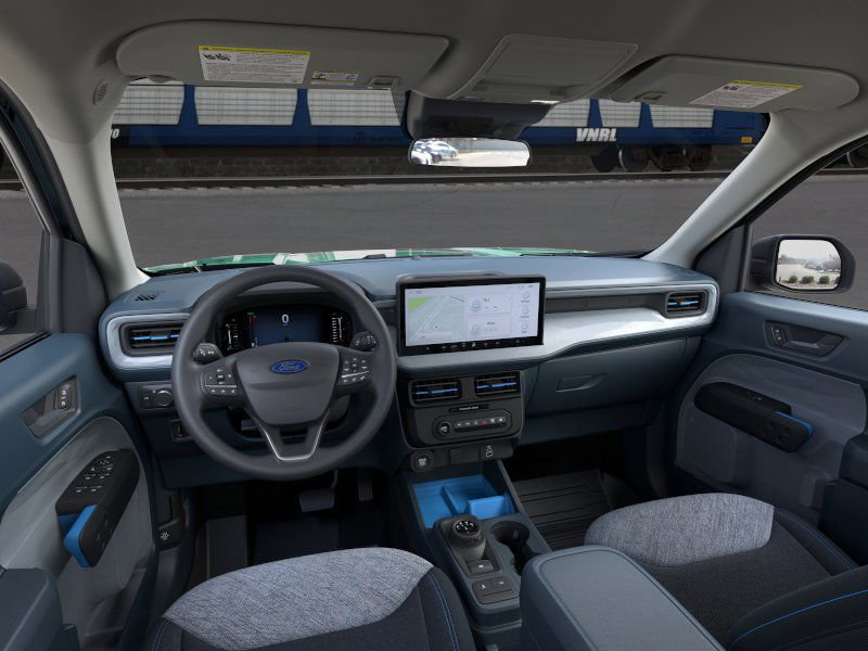 2025 Ford Maverick XLT photo 4